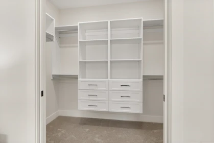 Hallway Photo of 11960 4th Avenue, Richmond, BC
