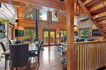 Kitchen Island Photo of 15041 Root Roundabout, Sunshine Valley, BC
