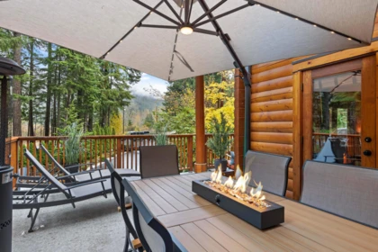 Powder Room Photo of 15041 Root Roundabout, Sunshine Valley, BC