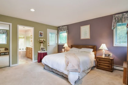 Guest Bathroom Photo of 2488 139 Street, Surrey, BC