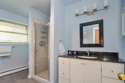 Laundry Room Photo of 2488 139 Street, Surrey, BC