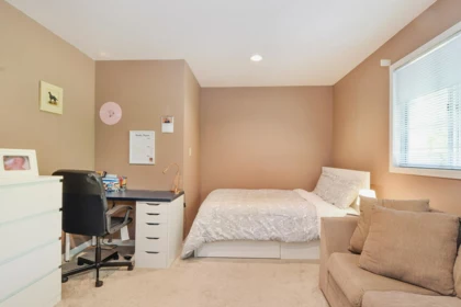 Office / Den Photo of 2488 139 Street, Surrey, BC