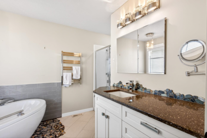 Entry Foyer Photo of 1238 Benneck Way, Port Coquitlam, BC