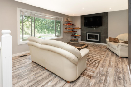 Kitchen Island Photo of 10069 276 Street, Maple Ridge, BC