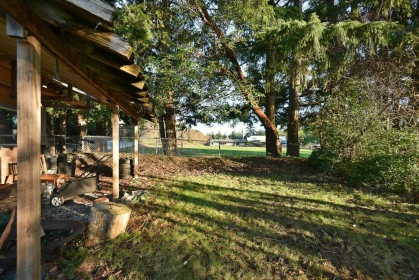 Hot Tub / Spa Photo of 4726 Laurel Avenue, Sechelt, BC