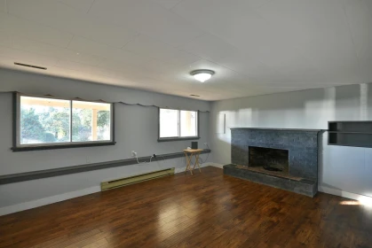 Mudroom Photo of 4726 Laurel Avenue, Sechelt, BC