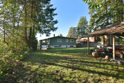 Outdoor Kitchen Photo of 4726 Laurel Avenue, Sechelt, BC
