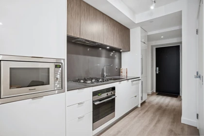 Kitchen Island Photo of 507 209 E 7th Avenue, Vancouver, BC