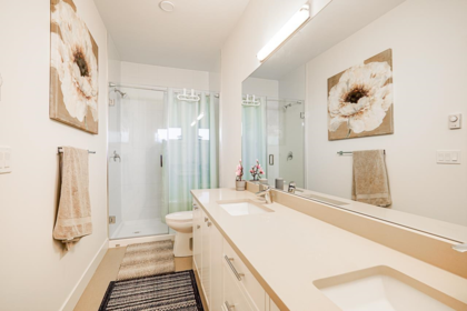 Guest Bathroom Photo of 17 5960 142 Street, Surrey, BC