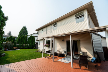 Front Yard Photo of 12514 220 Street, Maple Ridge, BC