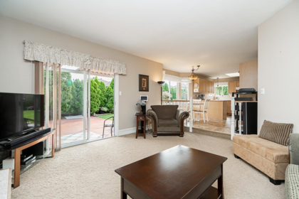 Guest Bathroom Photo of 12514 220 Street, Maple Ridge, BC