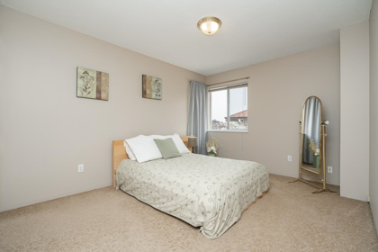 Mudroom Photo of 12514 220 Street, Maple Ridge, BC