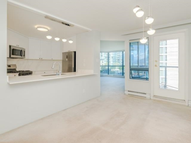 Kitchen Island Photo of 303 1415 W Georgia Street, Vancouver, BC