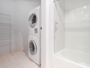 Laundry Room Photo of 303 1415 W Georgia Street, Vancouver, BC