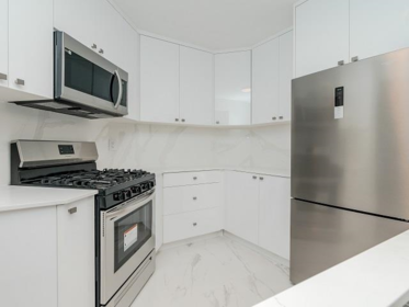 Primary Bedroom Photo of 303 1415 W Georgia Street, Vancouver, BC
