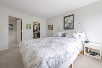 Entry Foyer Photo of 226 1585 Field Road, Sechelt, BC