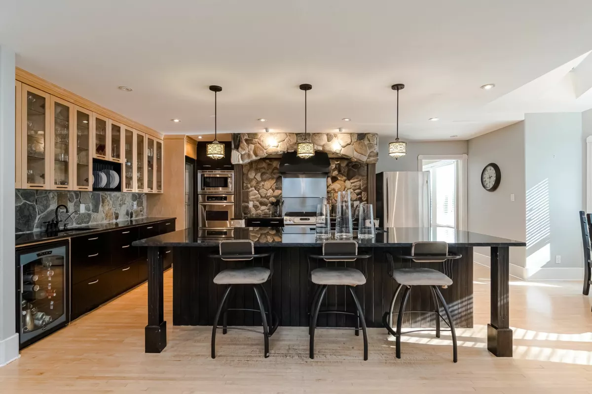 Guest Bathroom Photo of 2240 198 Street, Langley, BC