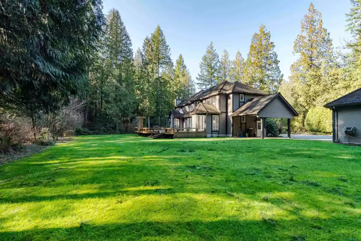 Kitchen Island Photo of 2240 198 Street, Langley, BC