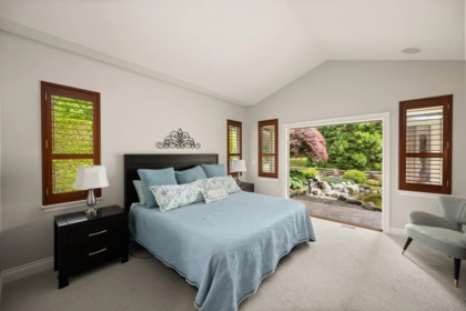 Guest Bathroom Photo of 1 3300 157a Street, Surrey, BC