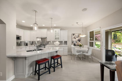Kitchen Island Photo of 1 3300 157a Street, Surrey, BC