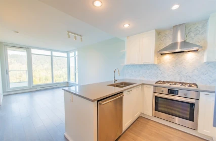 1203 520 Como Lake Avenue, Coquitlam, BC, Coquitlam — Apartment/Condo for sale