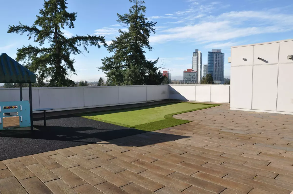 Swimming Pool Photo of 506 13978 Fraser Highway, Surrey, BC