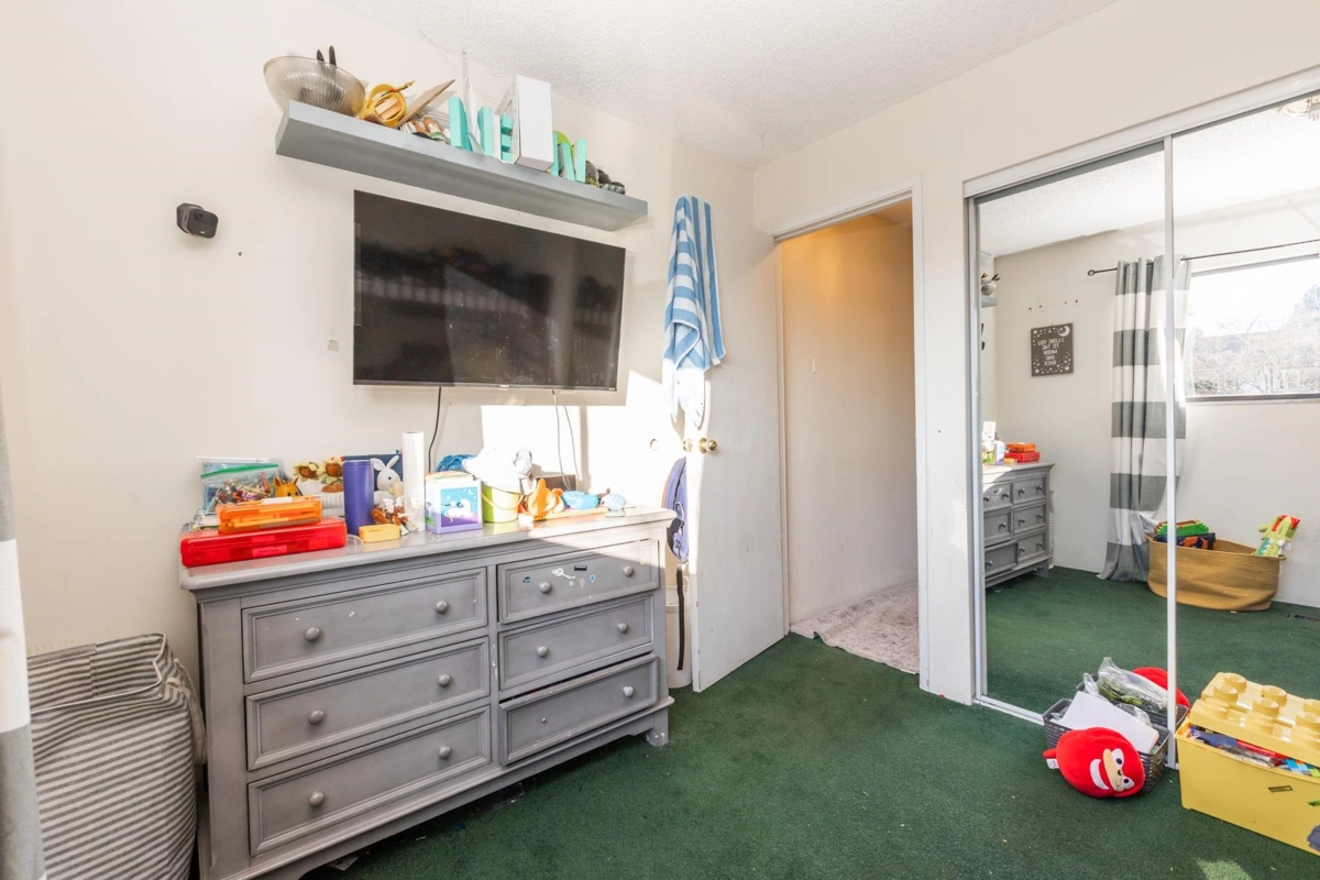 Guest Bathroom Photo of 2637 Wildwood Court, Langley, BC