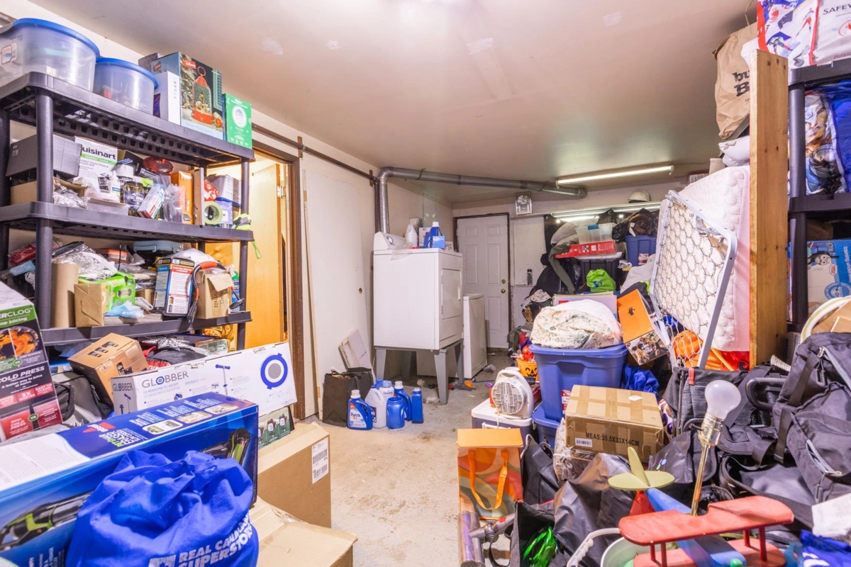 Hallway Photo of 2637 Wildwood Court, Langley, BC