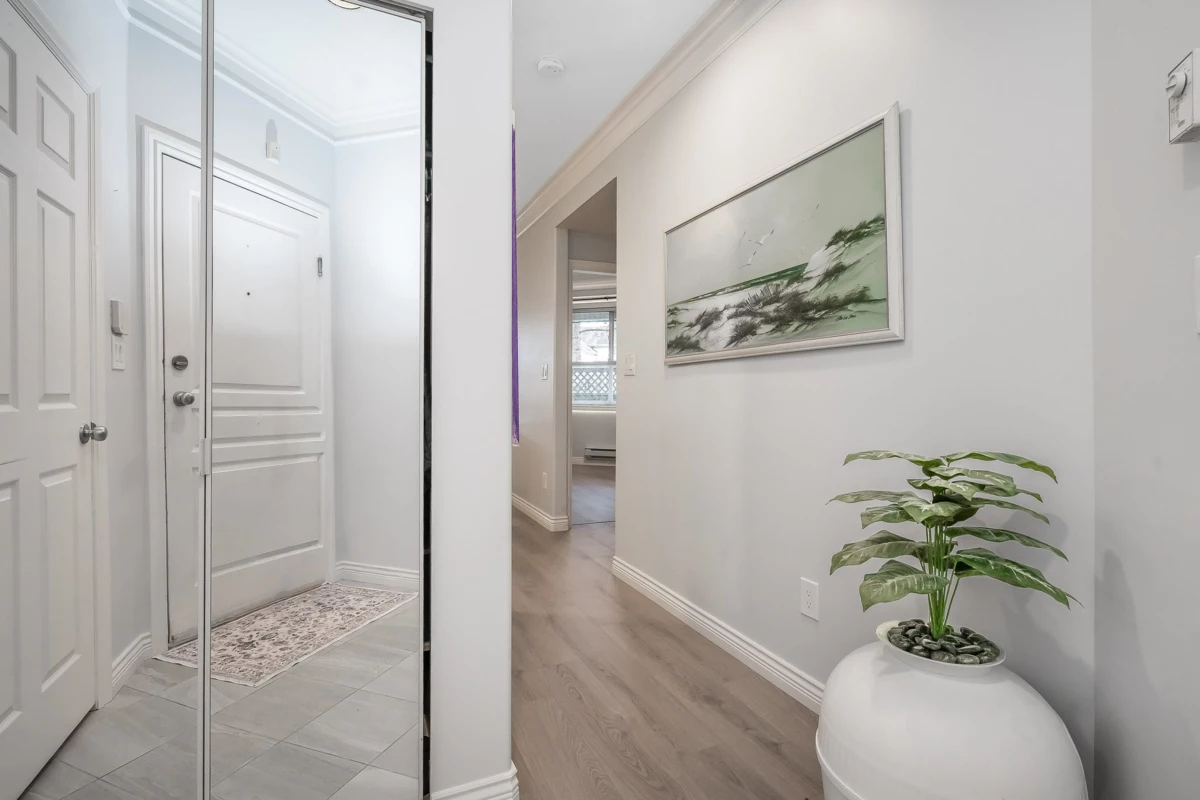 Garden / Landscaping Photo of 107 8115 121a Street, Surrey, BC