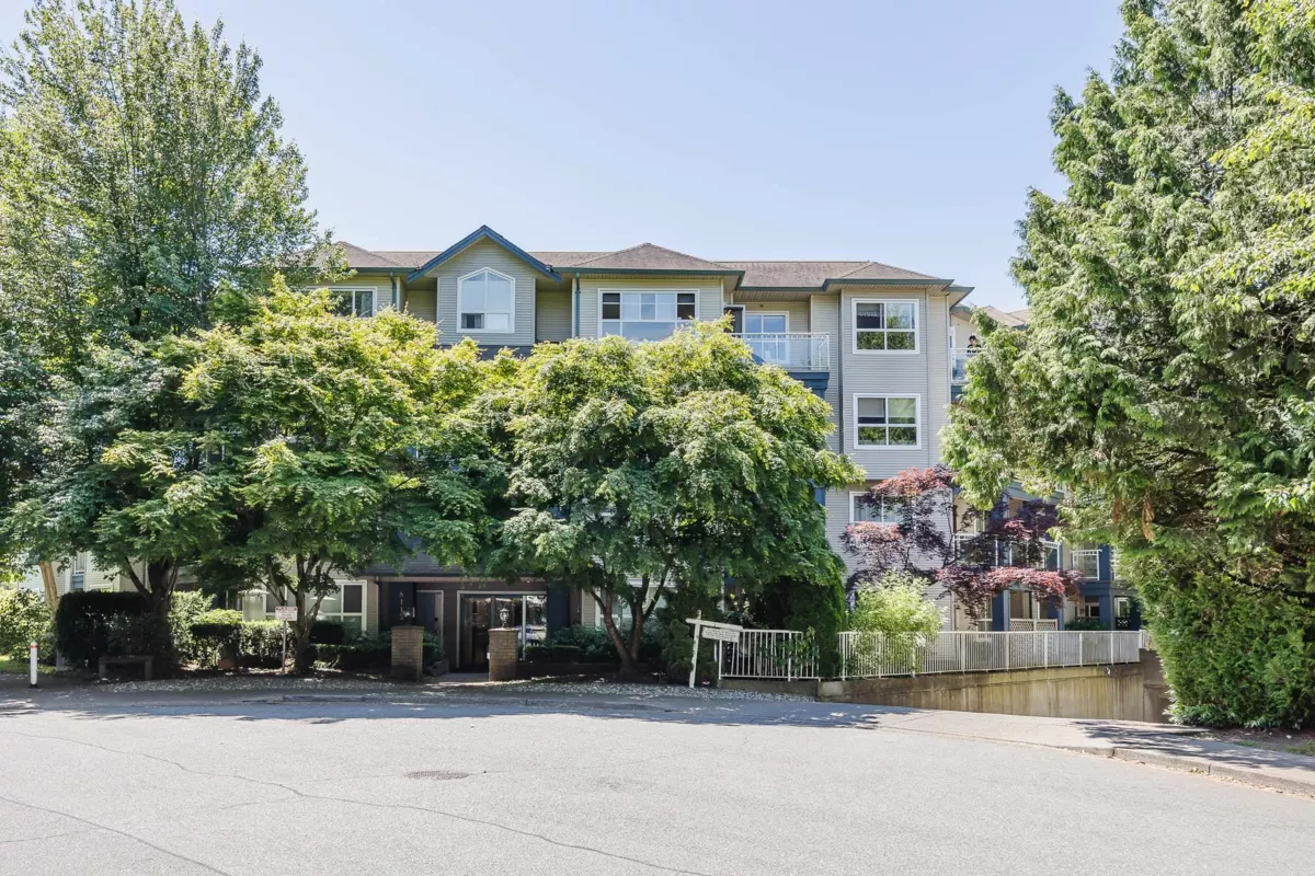 Outdoor Patio Photo of 107 8115 121a Street, Surrey, BC