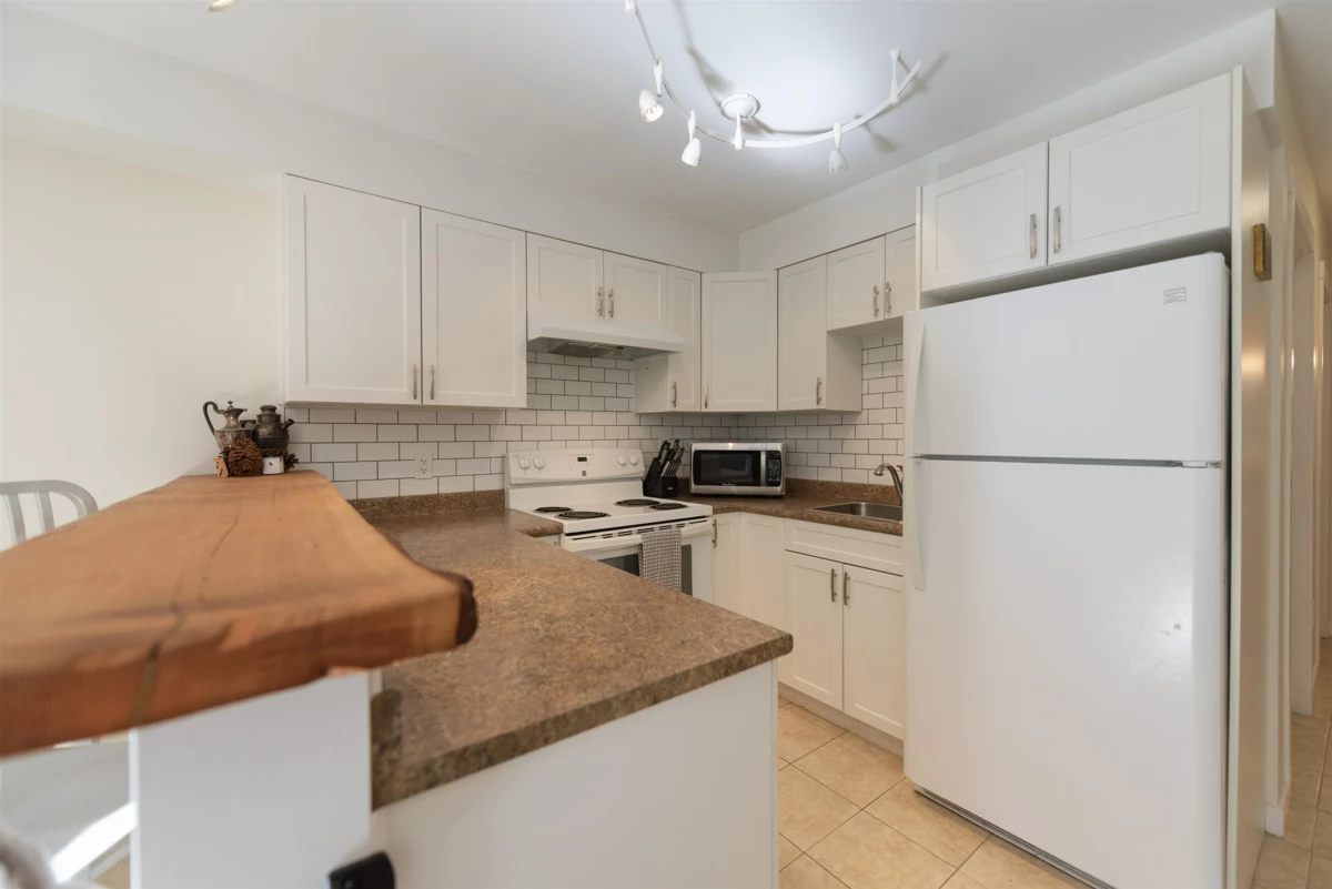 Backyard Photo of 6391 Oracle Road, Sechelt, BC