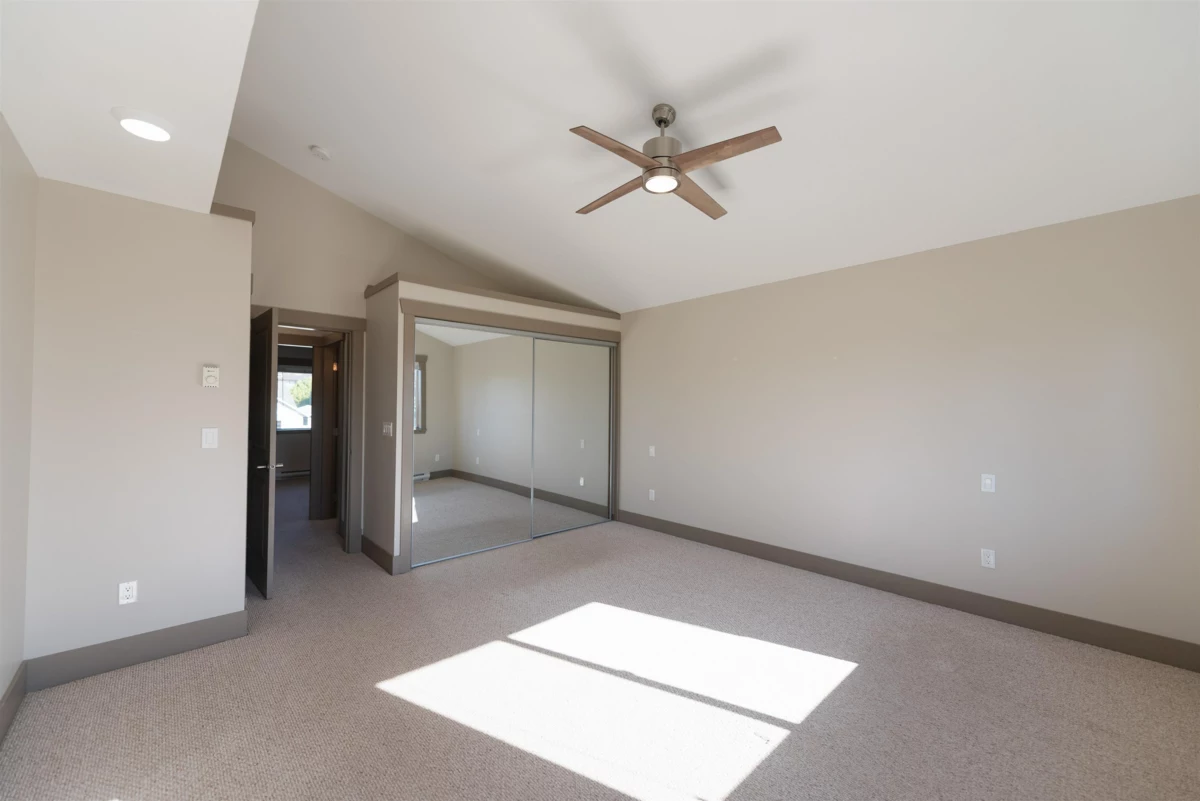 Guest Bathroom Photo of 6391 Oracle Road, Sechelt, BC