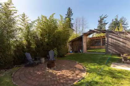 6391 Oracle Road, Sechelt, BC, Sechelt — Single Family Residence for sale