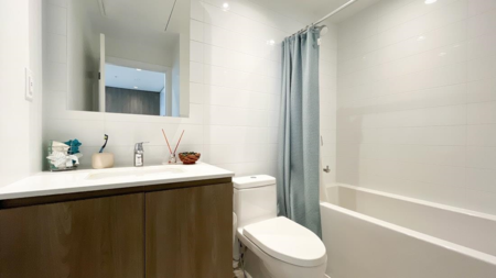 Primary Bathroom Photo of 4911 4650 Brentwood Boulevard, Burnaby, BC