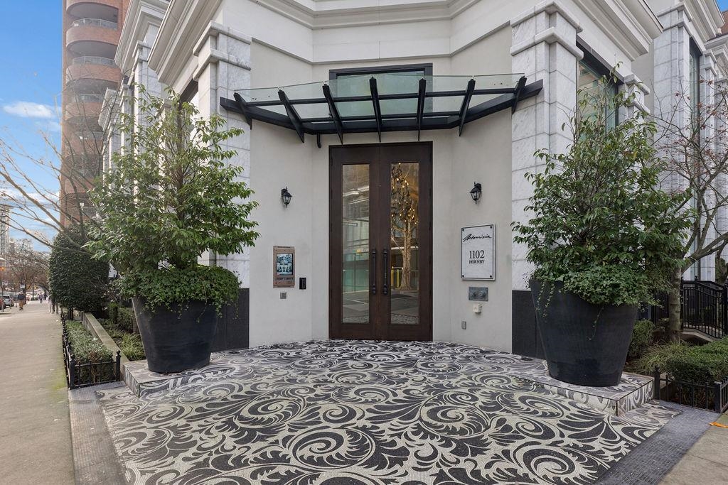 Exterior Rear Photo of 402 1102 Hornby Street, Vancouver, BC