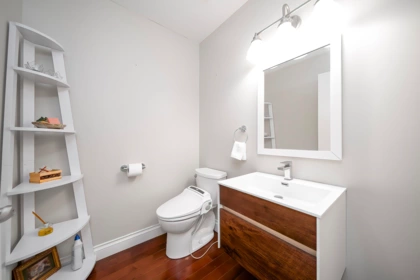 Loft / Bonus Room Photo of 2099 132a Street, Surrey, BC