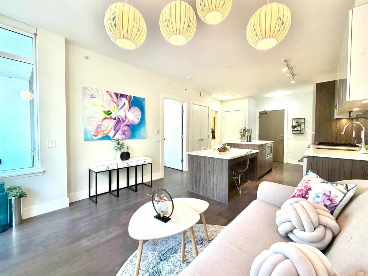 Family Room Photo of 408 258 Nelson's Court, New Westminster, BC