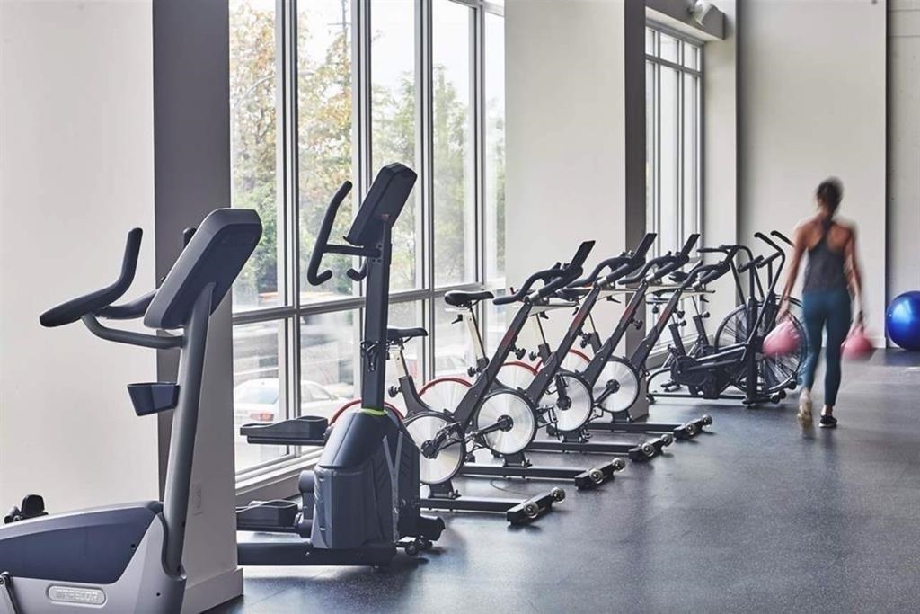 Front Yard Photo of 408 258 Nelson's Court, New Westminster, BC