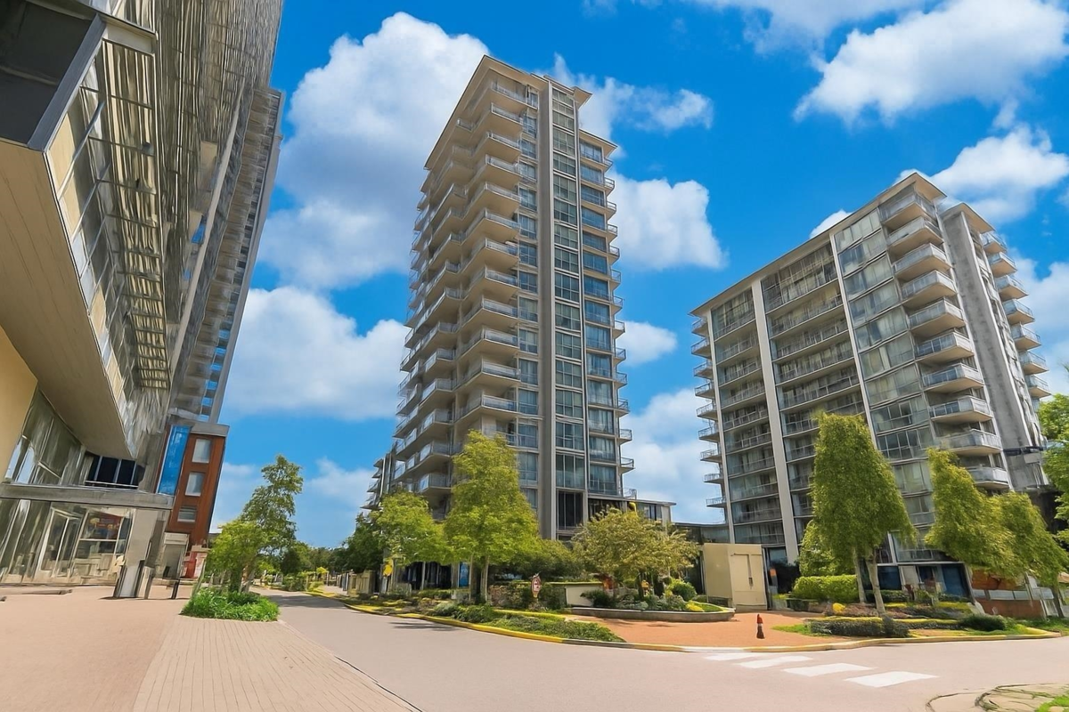 Guest Bathroom Photo of 408 258 Nelson's Court, New Westminster, BC