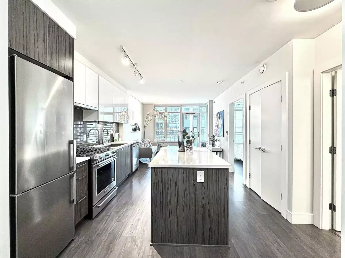 Kitchen Island Photo of 408 258 Nelson's Court, New Westminster, BC
