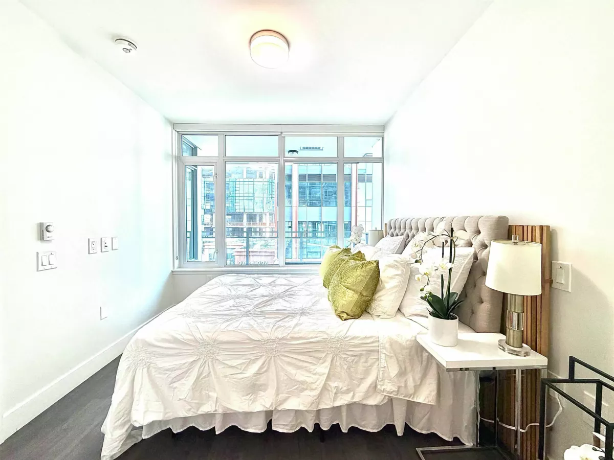 Primary Bathroom Photo of 408 258 Nelson's Court, New Westminster, BC