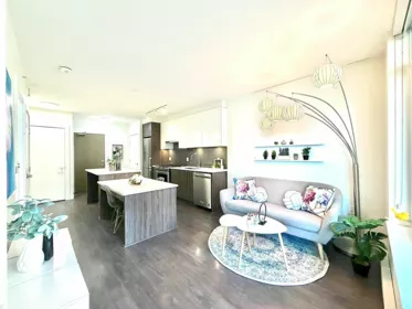 408 258 Nelson's Court, New Westminster, BC