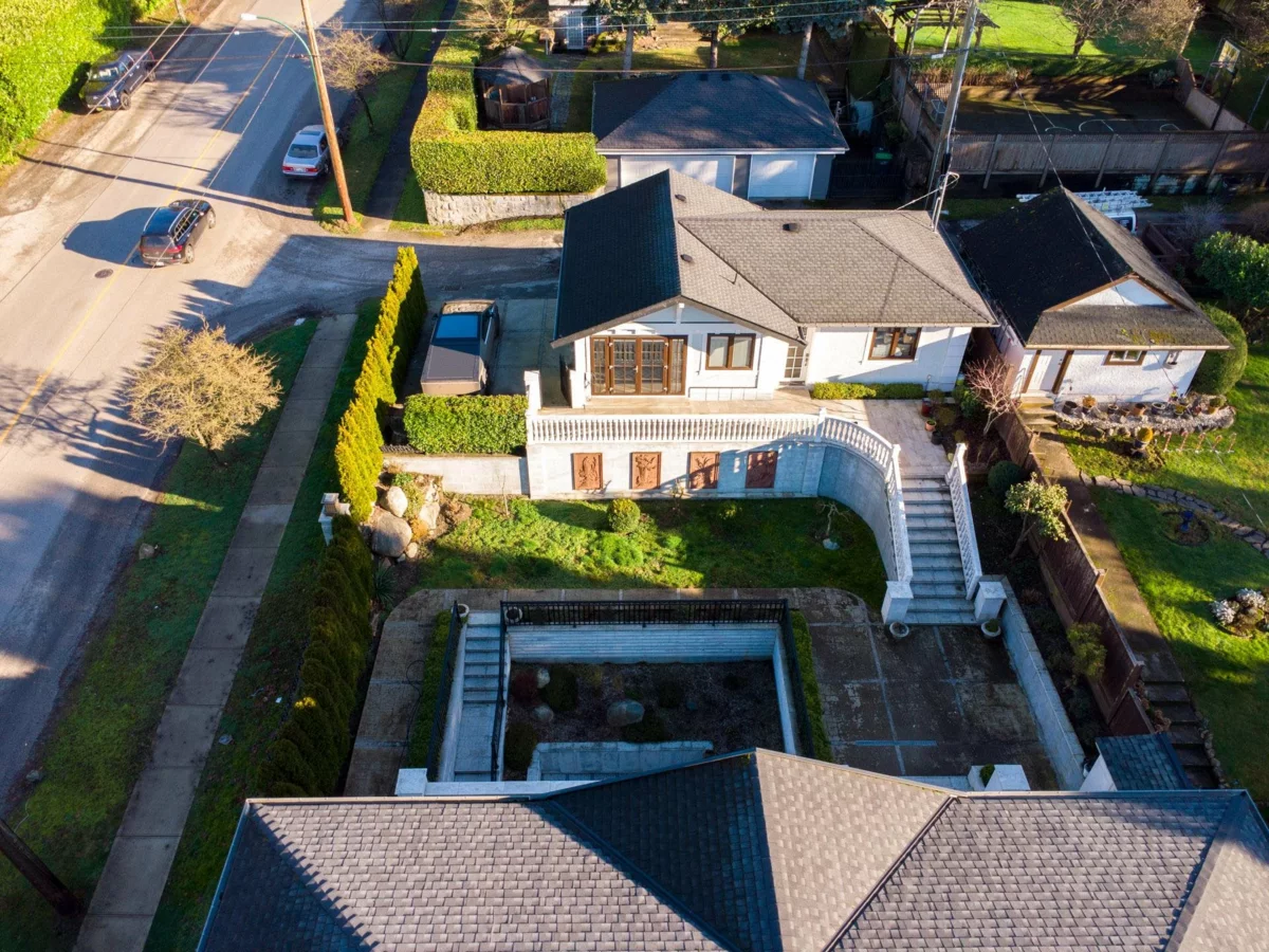 Fitness Center Photo Near 4908 Marguerite Street, Vancouver, BC