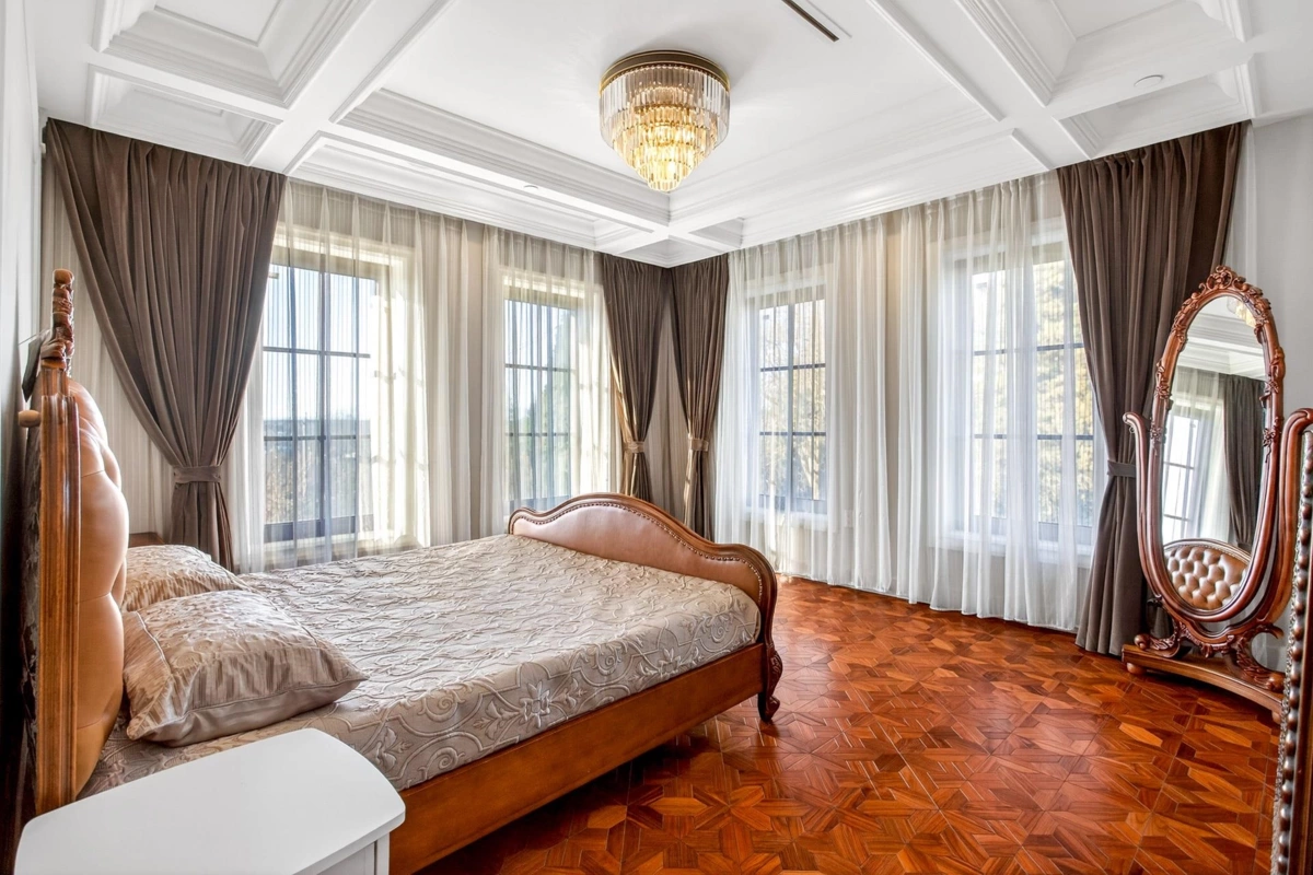 Laundry Room Photo of 4908 Marguerite Street, Vancouver, BC