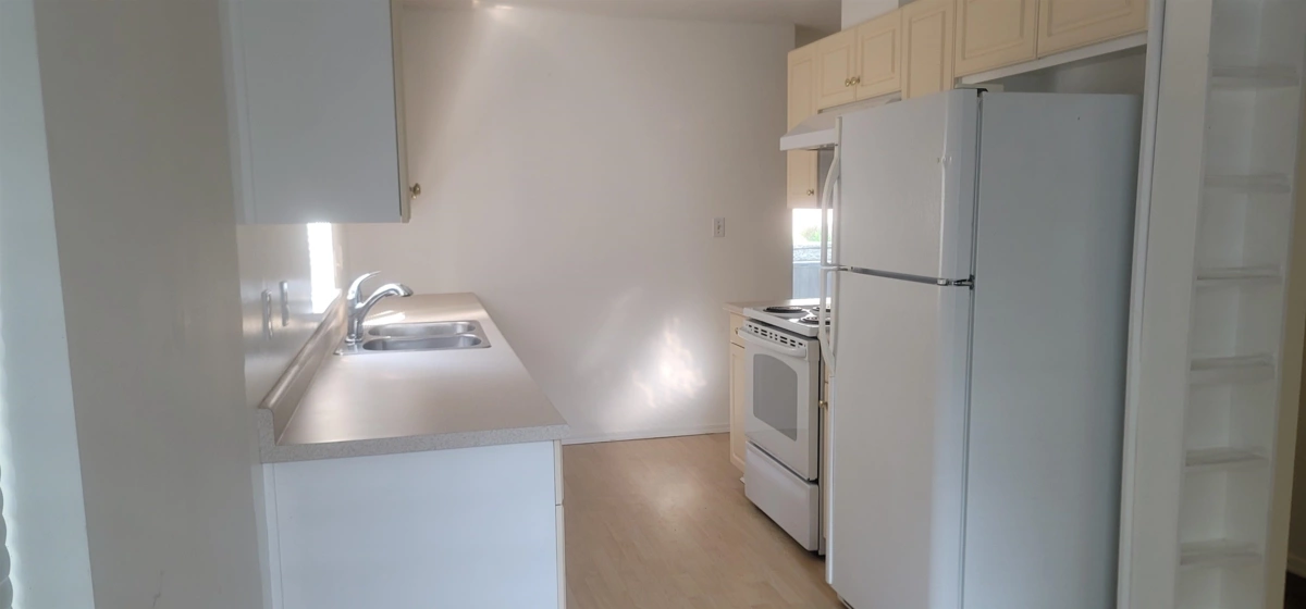 Kitchen Photo of 43 15020 66a Avenue, Surrey, BC