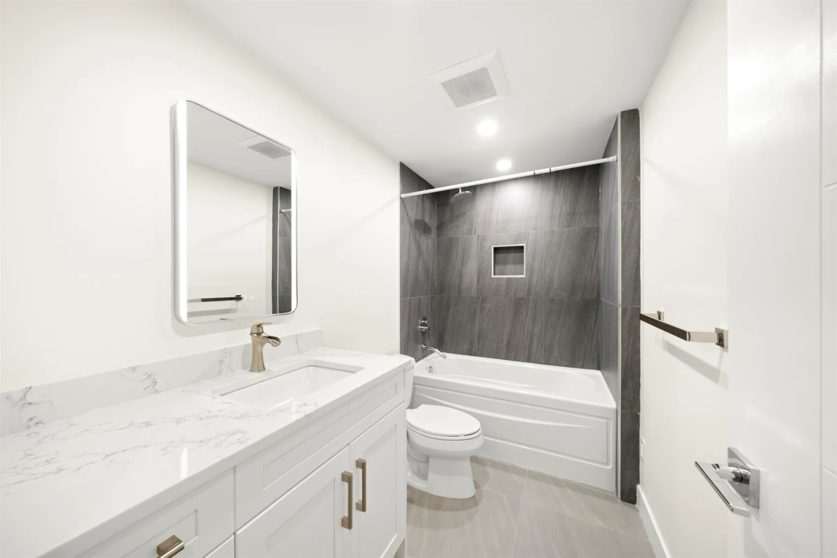 Laundry Room Photo of 2862 Helc Place, Surrey, BC