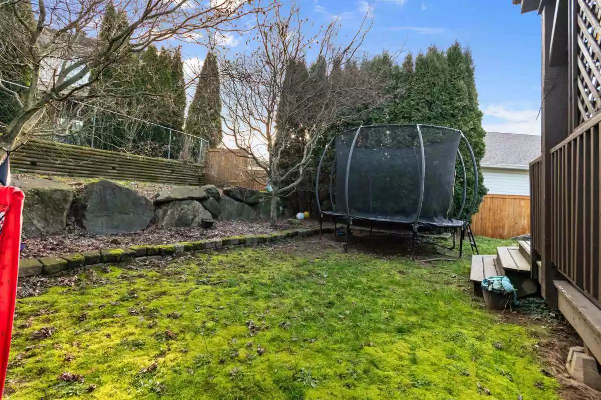 Community Amenities Photo (Clubhouse) of 46303 Valleyview Road, Chilliwack, BC