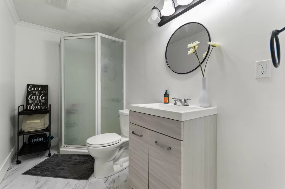 Front Yard Photo of 46303 Valleyview Road, Chilliwack, BC