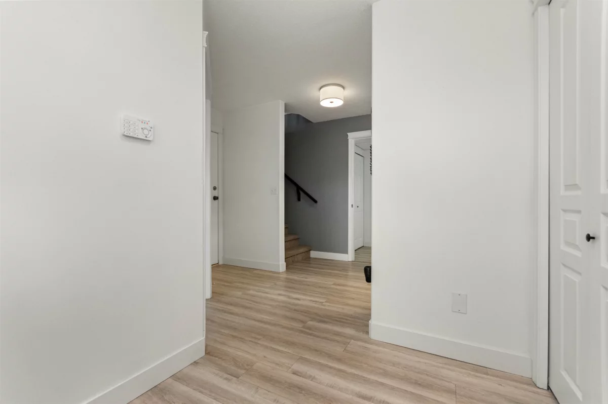 Hot Tub / Spa Photo of 46303 Valleyview Road, Chilliwack, BC