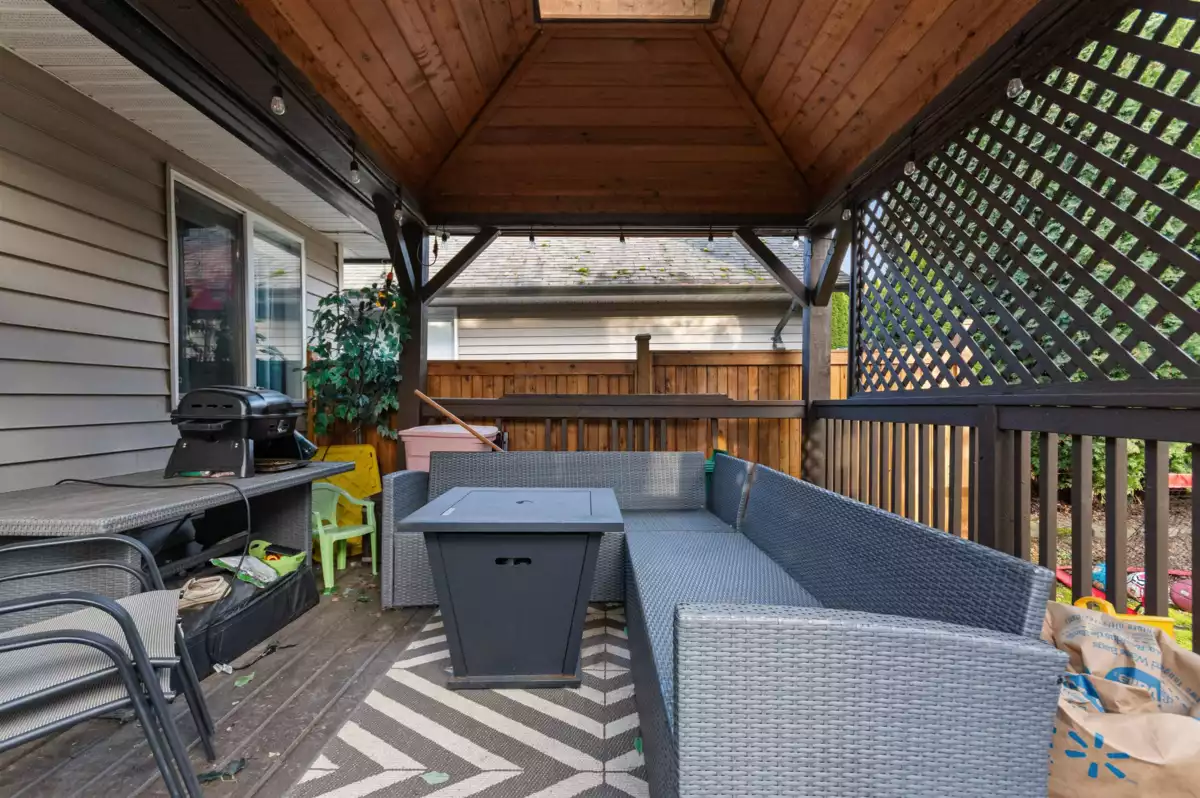 Neighborhood Park Photo Near 46303 Valleyview Road, Chilliwack, BC